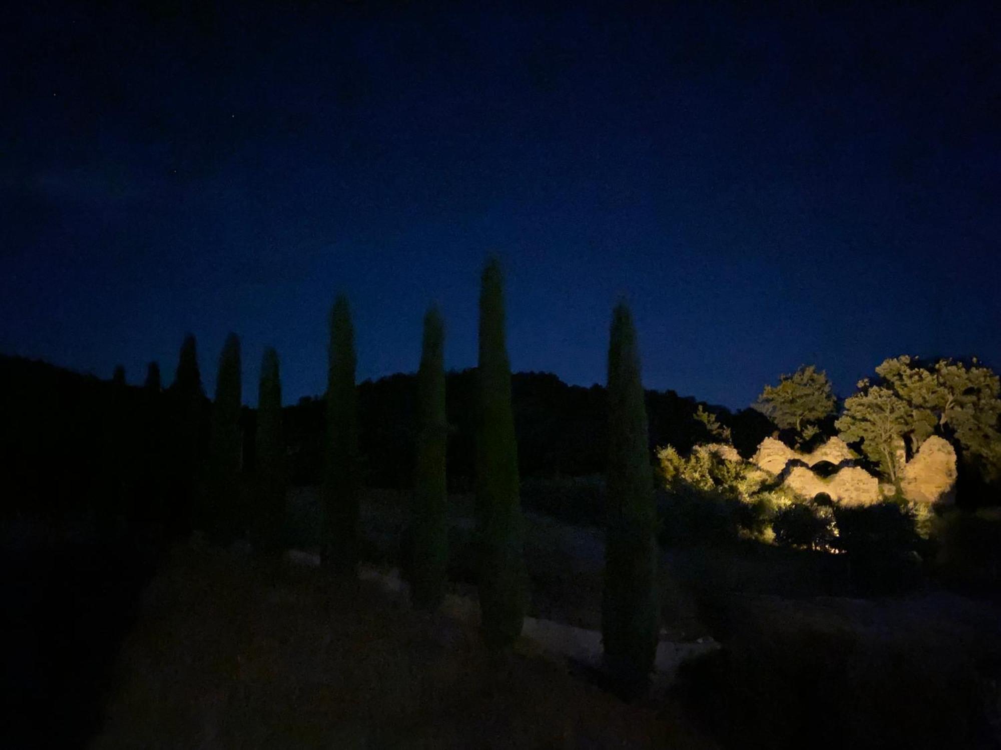 Abbadia Wine Relais Bed & Breakfast Montefollonico Екстериор снимка